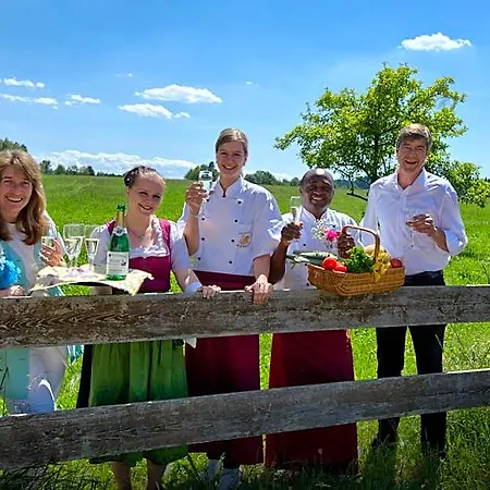 Landgasthof Zum Schwanen 3*