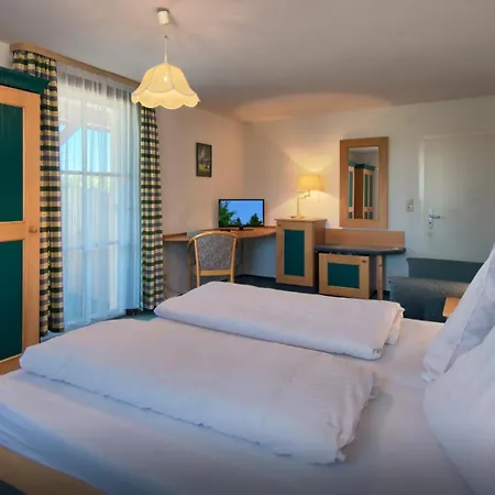 Landgasthof Zum Schwanen Hotel 3*