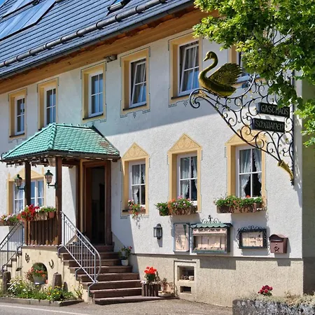 Hotel Landgasthof Zum Schwanen 3*